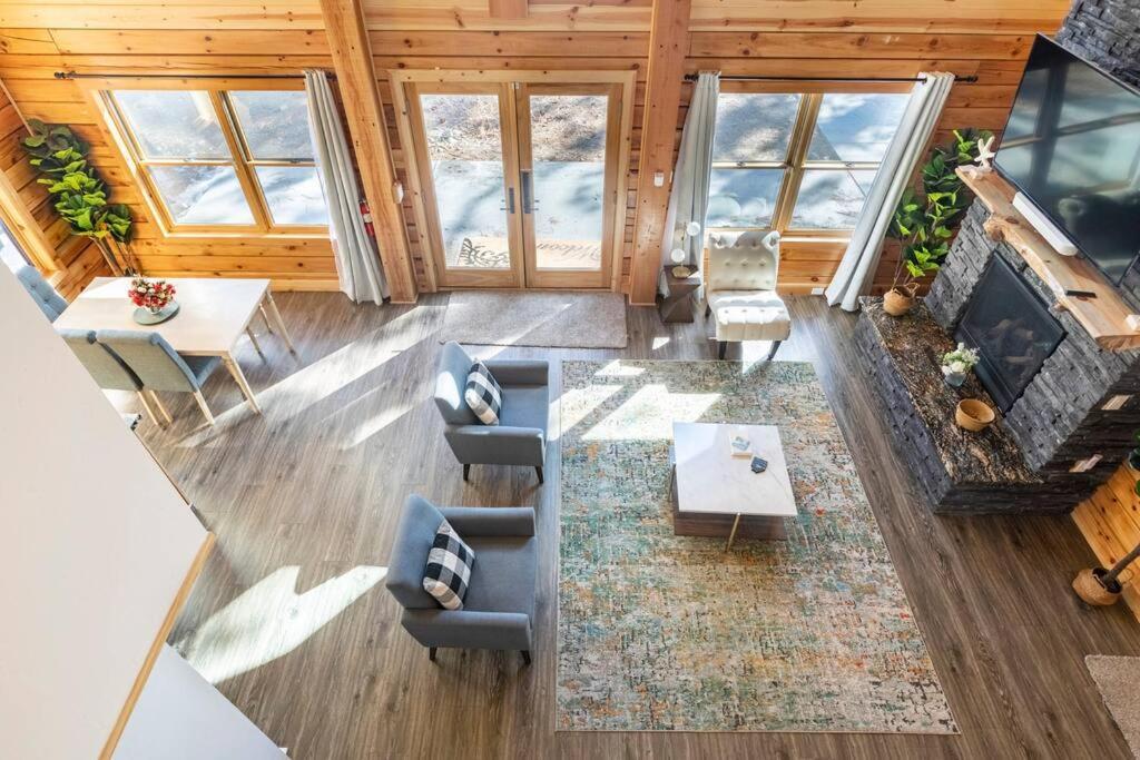 Modern Family Cabin Mins To Lake, Slopes & Hikes Big Bear City Exterior photo