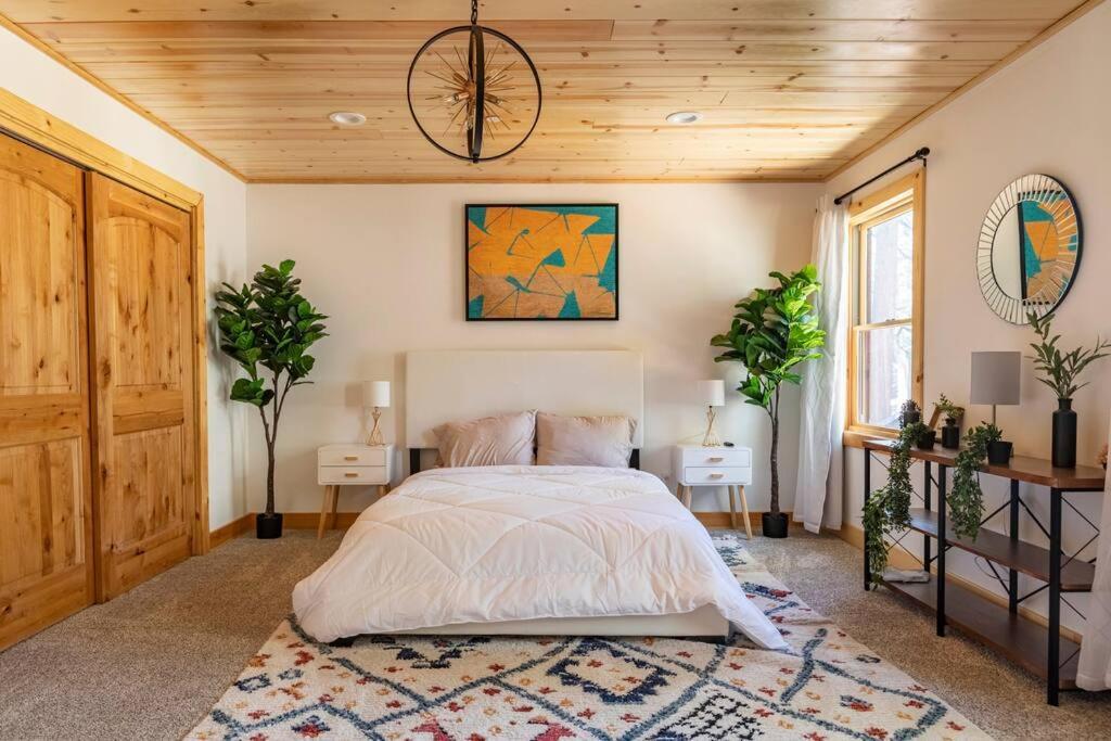 Modern Family Cabin Mins To Lake, Slopes & Hikes Big Bear City Exterior photo
