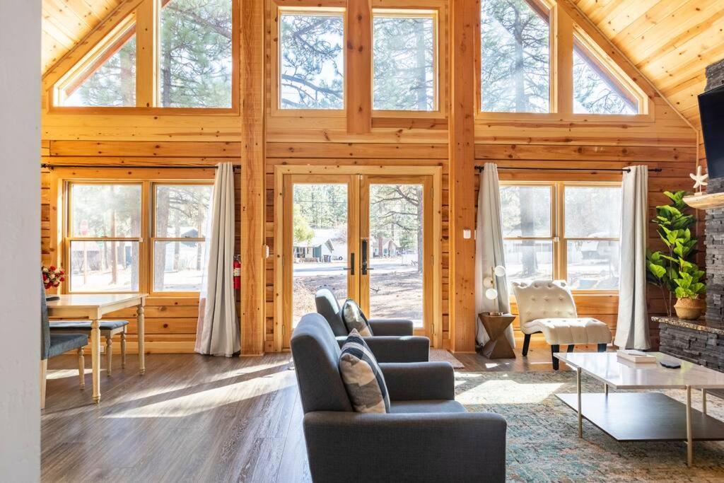 Modern Family Cabin Mins To Lake, Slopes & Hikes Big Bear City Exterior photo